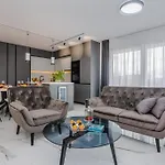 Apartamento Ivani Sukošan