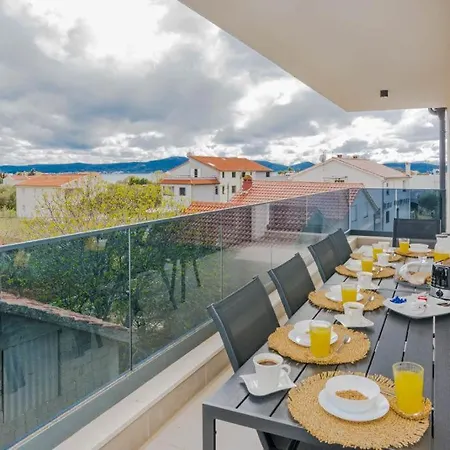 Ivani Appartement