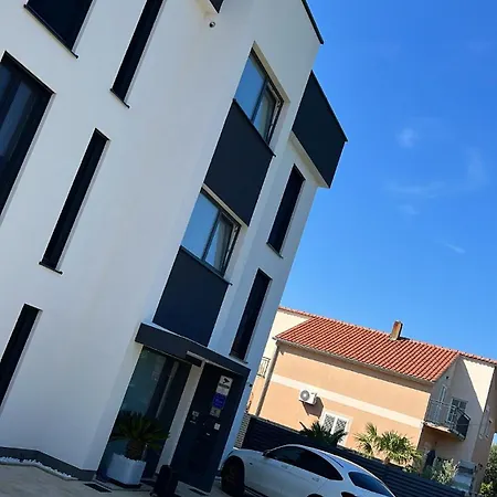 Ivani Apartamento Sukošan
