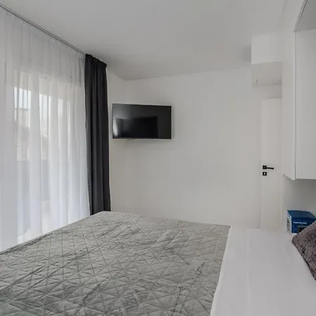 Appartement Ivani *