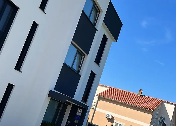 Ivani Apartman Sukosan